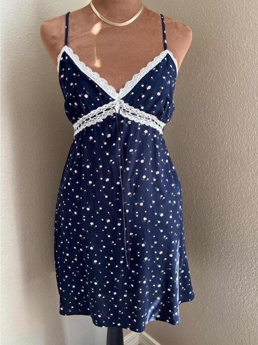 NWT Hollister navy blue with pink flowers mini dress with lace trim and tie back